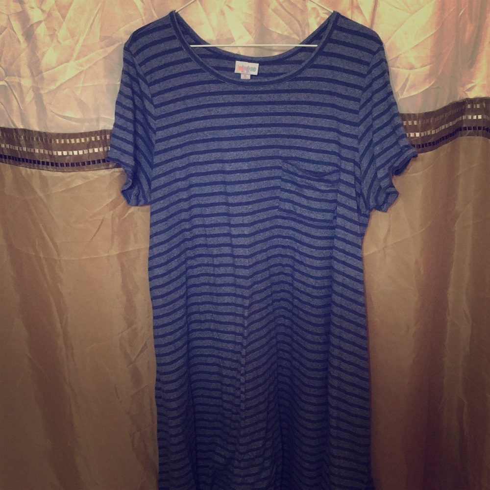 XL blue striped dress